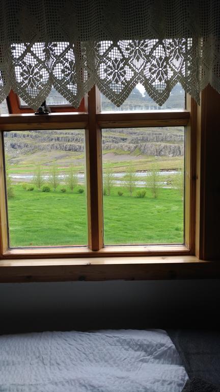 Fossardalur Guesthouse Djupivogur Bagian luar foto