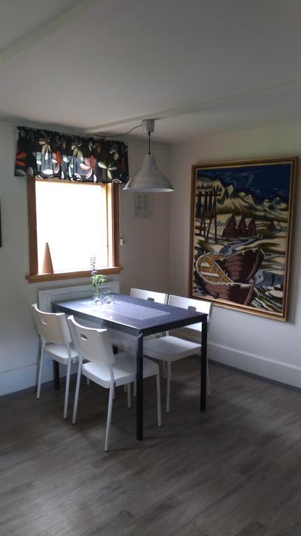 Fossardalur Guesthouse Djupivogur Bagian luar foto