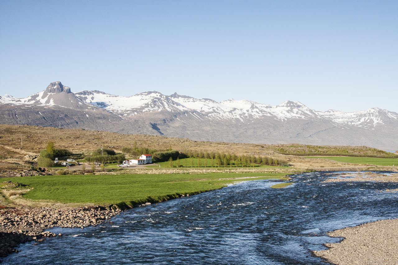 Fossardalur Guesthouse Djupivogur Bagian luar foto